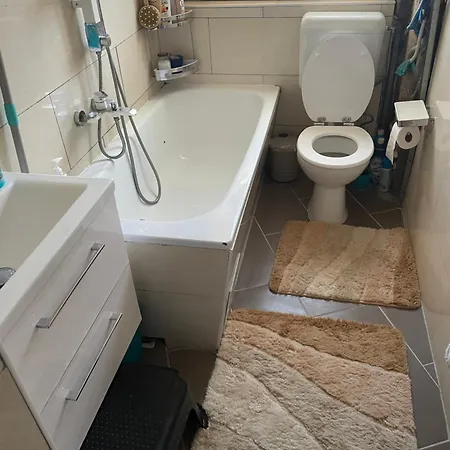 Dikmen Altorigo Family Apartman Berlin